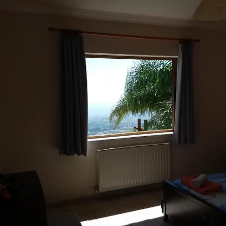 Panoramic Seaview Zeus * 파포스